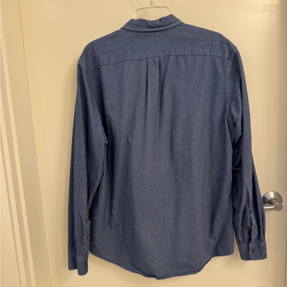 Men’s Long-Sleeve Button-down Shirt. Standard-fit Long-sleeve Oxford Shirt. XL - Picture 3 of 5